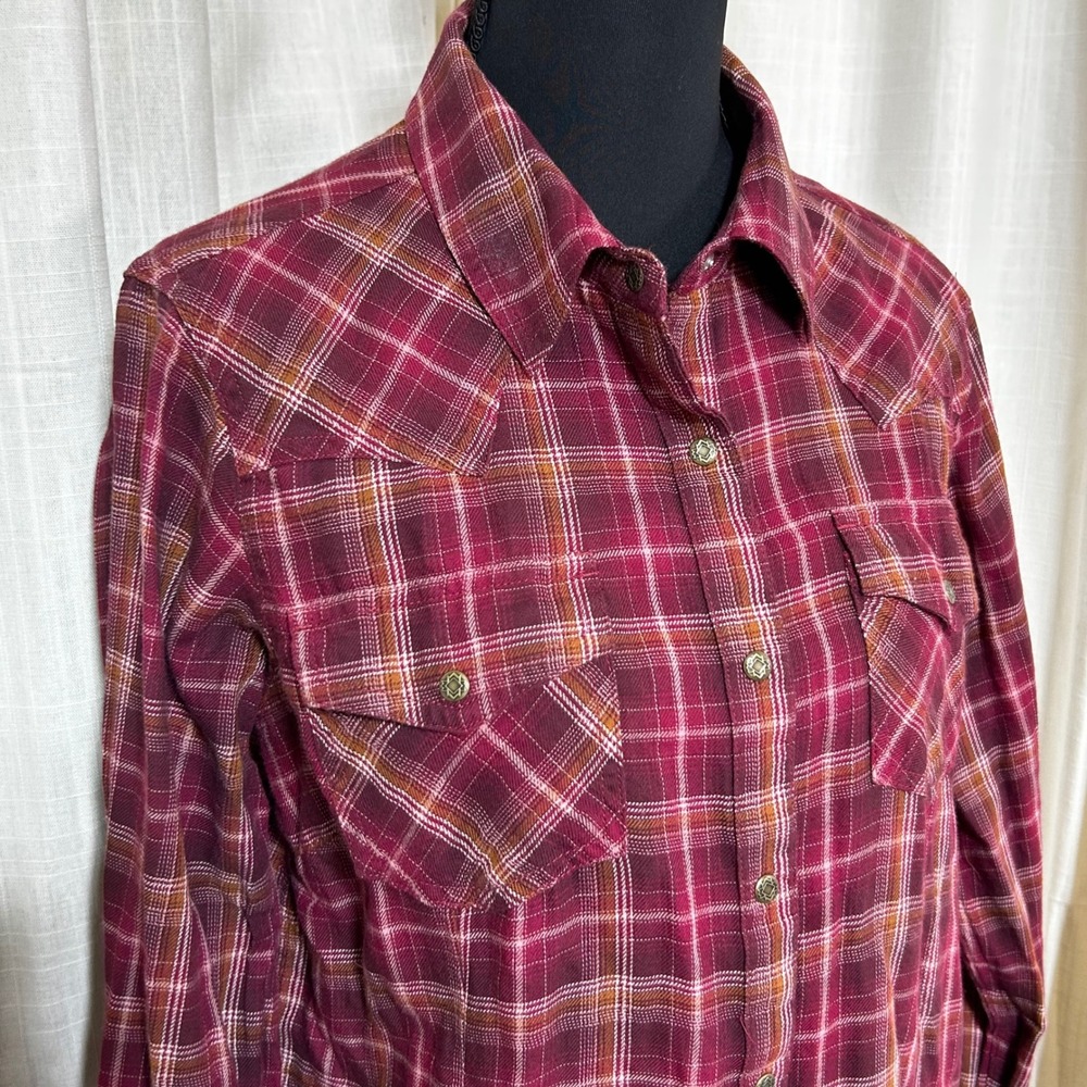 Ariat Real Womens M Plaid Western Snap Shirt Burgundy Rodeo Cowgirl Trail Blaze